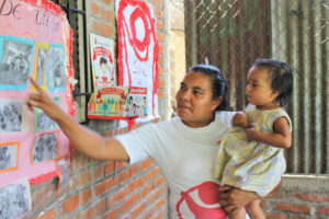 Rosa with her niece, Idania.